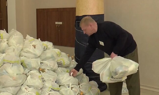 Безкоштовні продукти для ВПО у Дніпрі