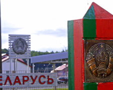 Українців із новими паспортами не пускають до Білорусі