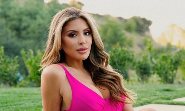 Экс-жена легенды баскетбола покоряет невероятными формами: возраст не помеха