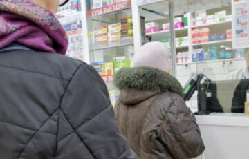 "Российские хуже украинских": РФ травит крымчан поддельными лекарствами, люди молят Киев о помощи