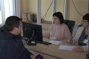 Безкоштовні продукти для ВПО та пенсіонерів у Кіровоградській області