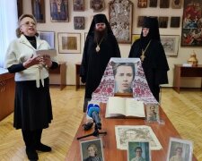 В музее Киевских духовных школ открылась выставка к 150-летию со дня рождения Леси Украинки