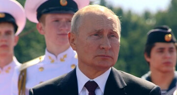 Осунувшийся Путин на лодке напугал россиян: "Врач прописал..."