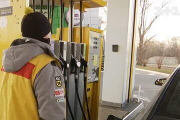 Україна зможе подолати дефіцит палива, але радіти рано: що буде з цінами