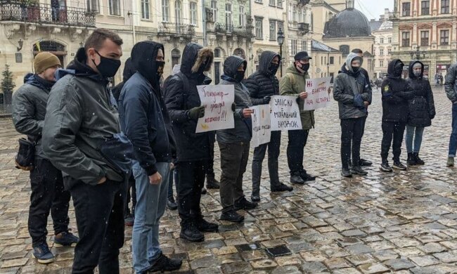 Активисты Нацкорпуса требуют введения запрета на проведение развлекательных мероприятий в скорбные дни