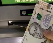 Грошова допомога для пенсіонерів та ВПО у Вінницькій області