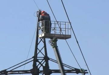 Графіки відключення світла у Рівненській області на 19 березня