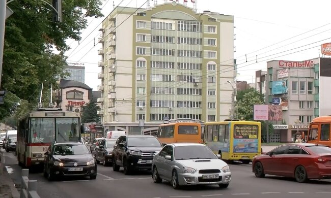 Обмеження руху у Рівному