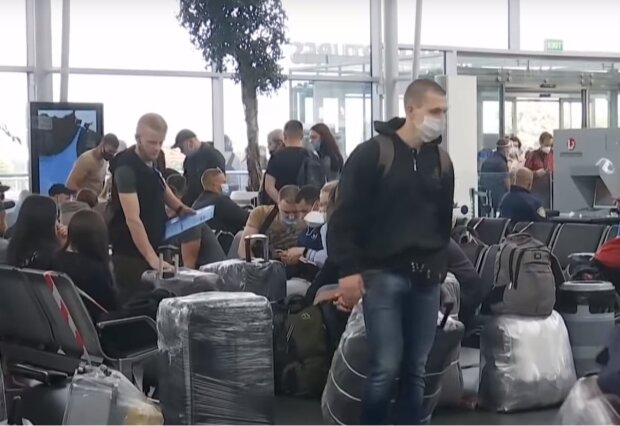Українських заробітчан масово виганяють, суворі зміни вступили в дію: "залишився один день"