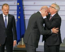 Подборка самых жарких поцелуев украинских политиков (фото)
