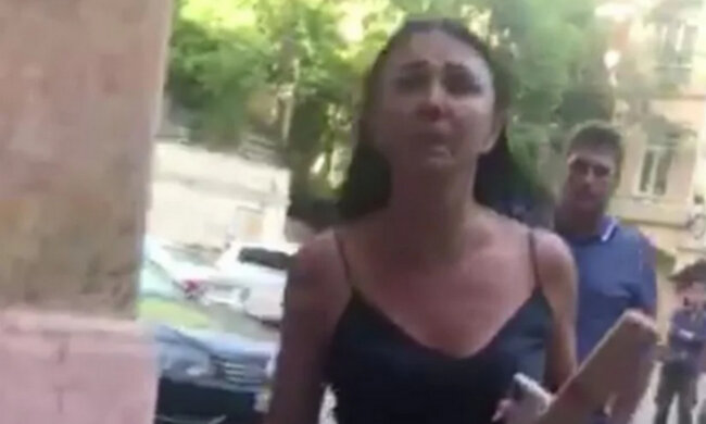 У Києві поліція не змогла заспокоїти неадекватну мажорку - ЗМІ