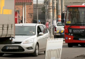Обмеження руху транспорту в Дніпрі
