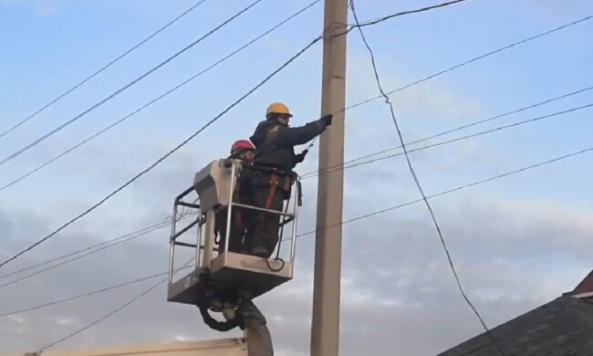 Графики отключения света в Сумах на 25 марта