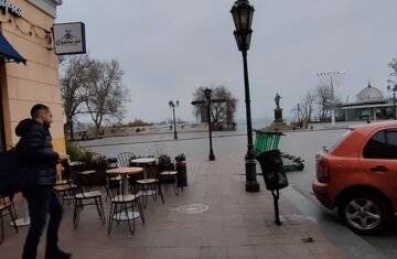 Шторм з величезними хвилями обрушиться на Одесу: яка погода буде перед вихідними