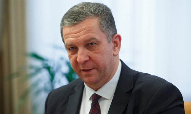 Андрей Рева: Скандальный глава Минсоцполитики