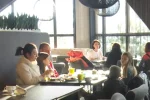 "На борщі озолотитися можна": у мережі показали скільки коштує поїсти в Буковелі, українці сторопіли