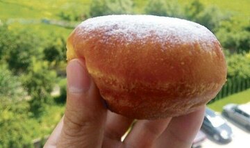 Розкрито секрет легендарних українських пончиків: «На літр води треба додати ..."