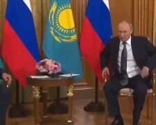 Путін публічно зганьбився на зустрічі з президентом Казахстану, відео: "Більше схоже на..."