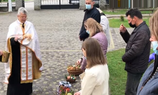 Великдень, Пасха, церква, пасочки