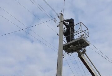 Графіки відключення світла в Одеській області на 14 грудня