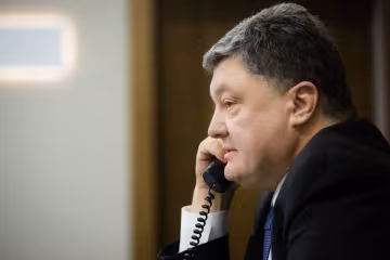Порошенко після теракту в Луцьку зателефонував президенту Польщі