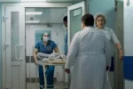 В Днепре спасают трехлетнюю малышку, пугающие кадры: "50% тела..."