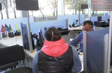 Грошова допомога для ВПО у Дніпропетровській області