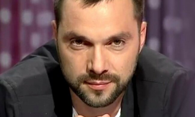 Арестович: телеканал «Інтер» – ядерна зброя, яка вирішить результат президентських виборів