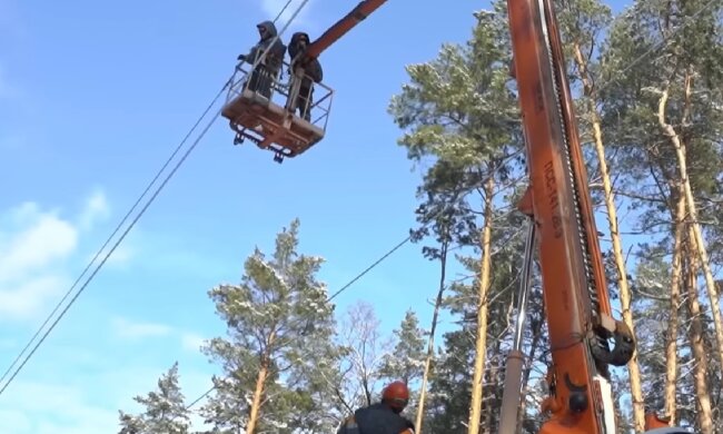 Графики отключения света в Полтавской области на 14 февраля
