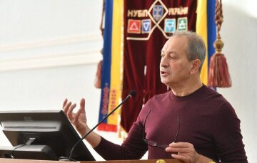 Микола Томенко