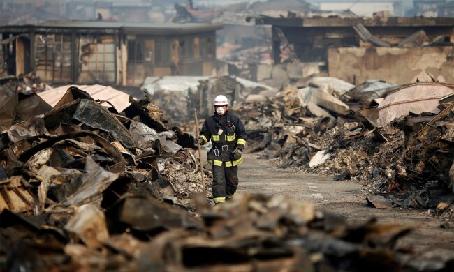 спасатель, пожар, катаклизм