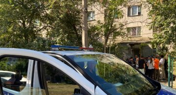 Скандал вспыхнул с переселенцами и ветераном АТО в Одессе: "Выселяют из общежития", кадры