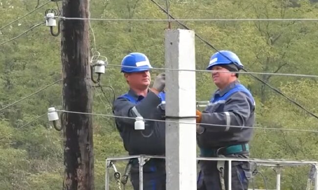 Графіки відключення світла у Полтавській області на 19 квітня