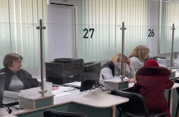 Денежная помощь для ВПЛ и пенсионеров в Харьковской области