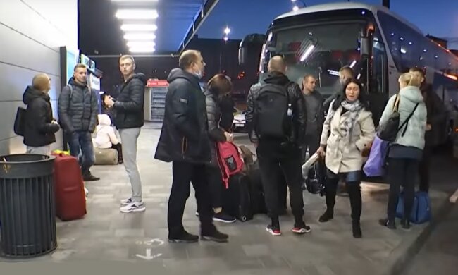 транспорт, громадський транспорт, вокзал