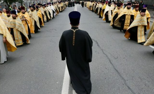 священник, поп