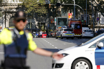 Теракт Барселона Испания полиция