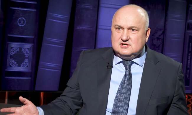 Почему они должны заботиться об Украине, которая позволяет украинский народ грабить, издеваться над народом? - Смешко о помощи НАТО