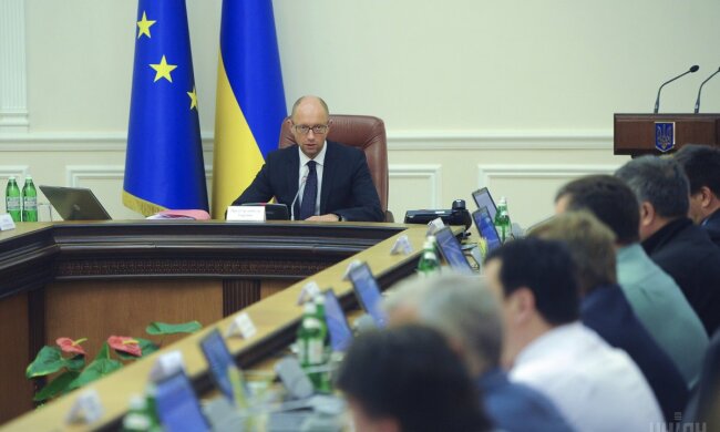 яценюк кабмин правительство заседание