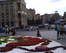 Майдан Незалежності в Києві змінився до невпізнання, фото: "Ближче до цивілізації"