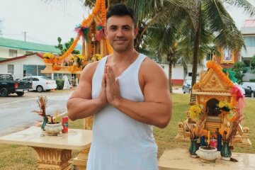 Тищенко показав свого сина з відпочинку в Таїланді