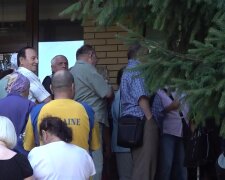 Гуманітарна допомога у Харкові для пенсіонерів