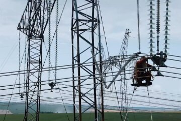 Графіки відключення світла у Дніпропетровській області на 7 травня