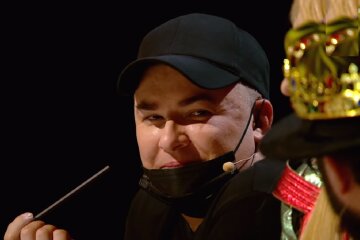 Полякова заставила Данилко стонать от удовольствия, Каменских тоже в деле: "Михайлович, давай!"