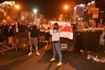 Бунт против Лукашенко ужесточается, гремят взрывы, ОМОН не жалеет даже детей: новые кадры Майдана