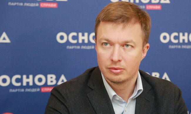Андрей Николаенко, Основа