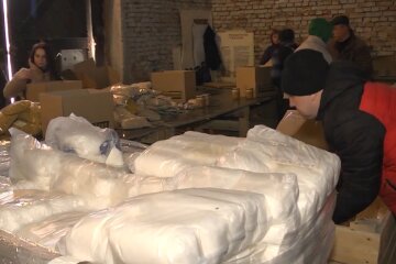 Безкоштовні продукти для ВПО у Харкові