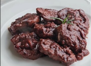 Удивительный вкус и аромат: рецепт мяса в вишневом соусе для сытного ужина