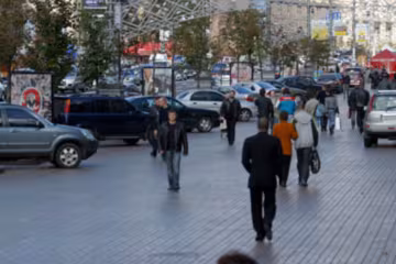 Трьом знакам Зодіаку не пощастить з грошима у вересні: на кого чекають проблеми