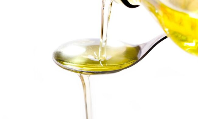 Рослинна олія: кому категорично не можна вживати